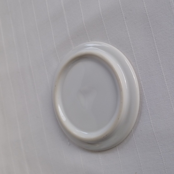 David's Tea "Tea Makes Everything Better" Covered Ceramic Mug - Picture 6 of 8